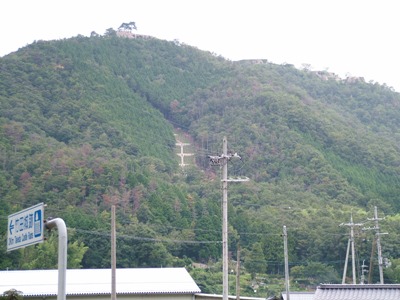 写真:02.麓からの全景