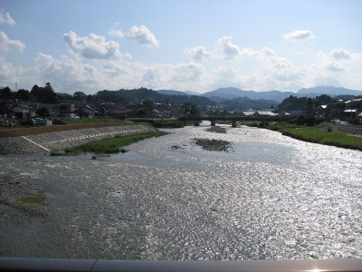 井田川
